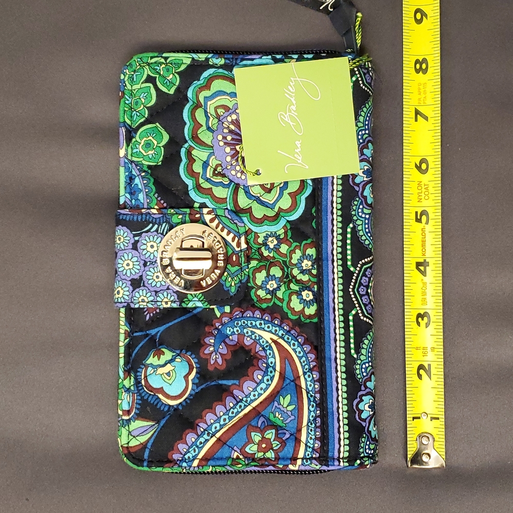 Vera Bradley Turn Lock Wallet in Blue Rhapsody NWT